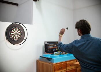 Playing darts